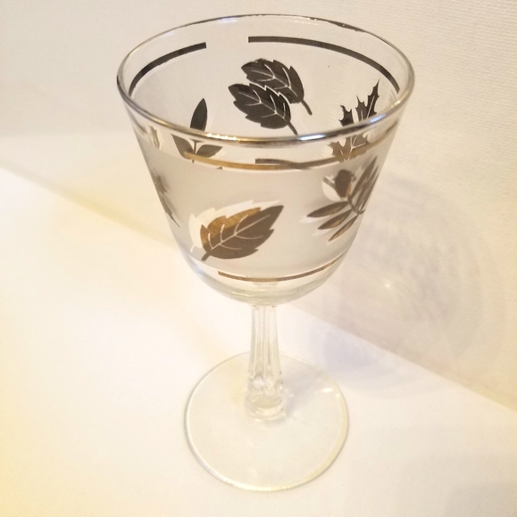 Libbey Other - Set of 8 | Vintage | Libbey Gold Leaf Glassware